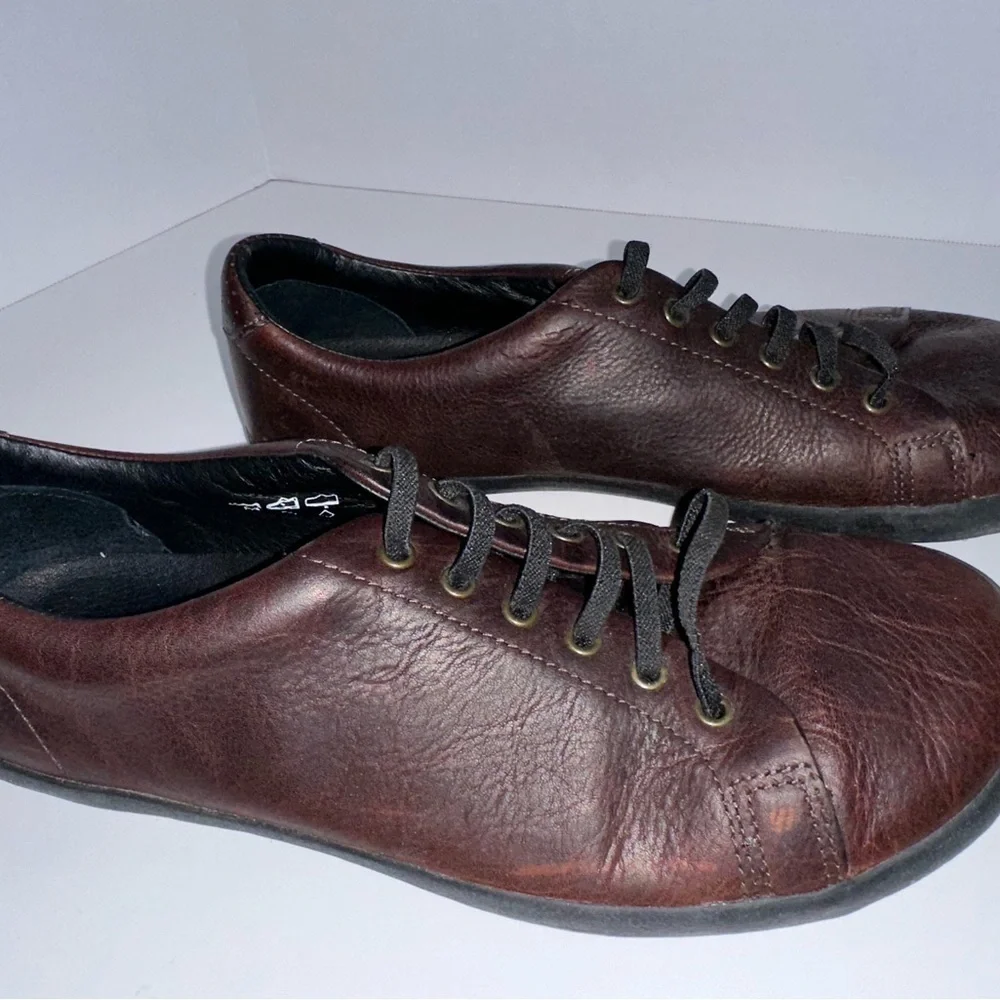 Birchbury Bramford Barefoot Sneakers 10 Brown/Maroon Tone Leather